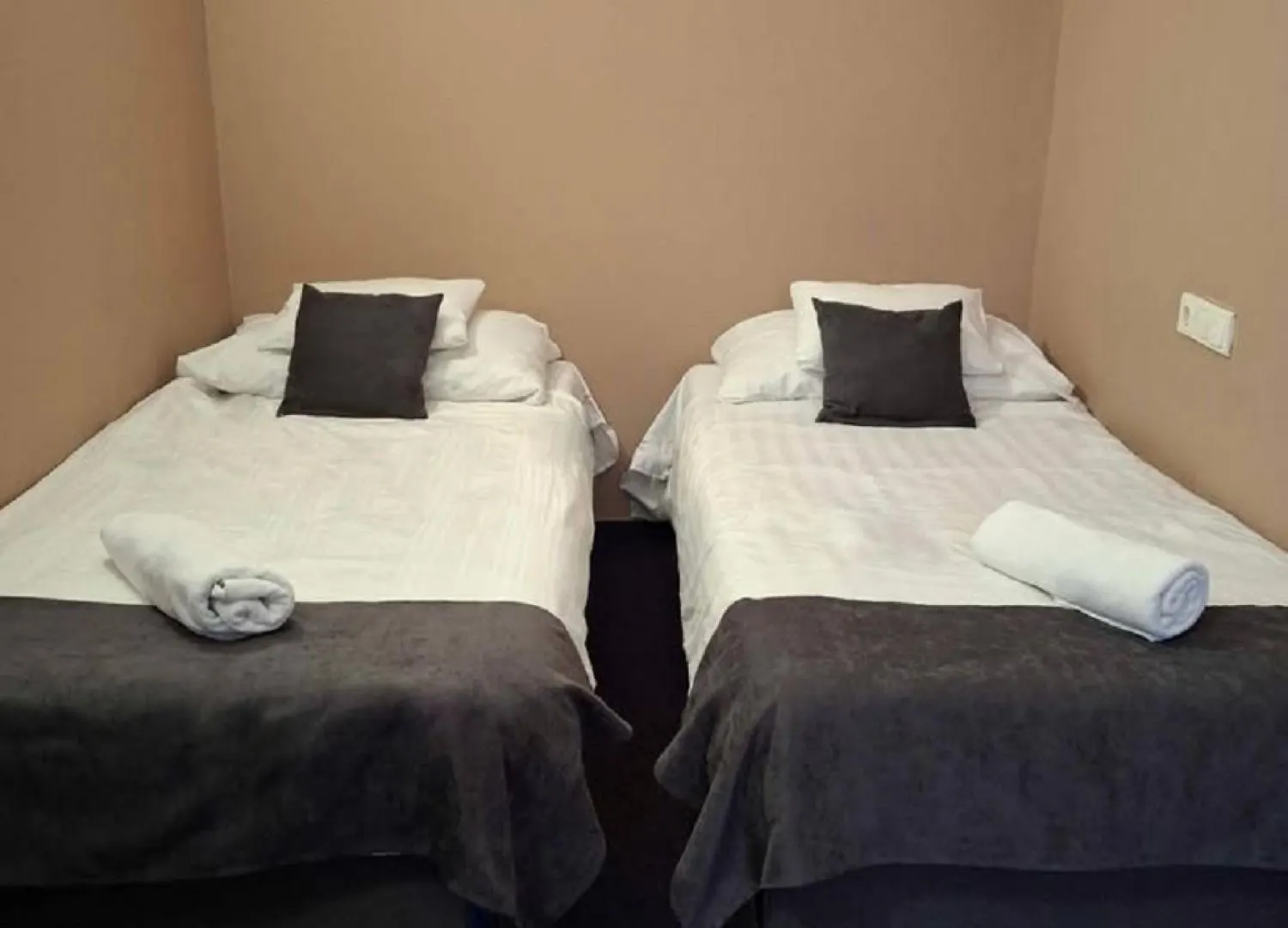 Hotel Unicornis Eger