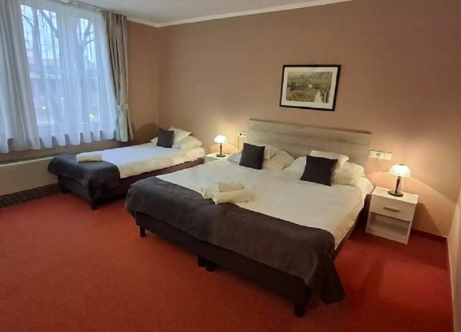Hotel Unicornis Eger