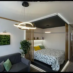 good-knight-apartman.szeged-hotels.com/